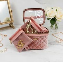 Getaway Jewelry Case by PurseN