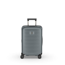 Airox Advanced Frequent Flyer Carry-On 21.7" Spinner by Victorinox