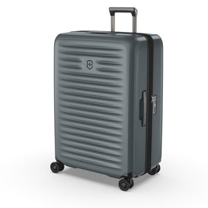 Airox Advanced Large Case 30" Spinner by Victorinox