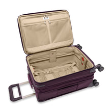 Briggs & Riley Baseline 22" Essential Carry-On Expandable Spinner