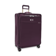 29" Large Baseline Expandable Spinner by Briggs & Riley