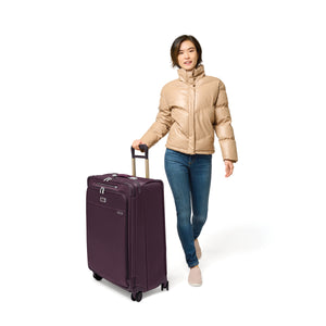 29" Large Baseline Expandable Spinner by Briggs & Riley