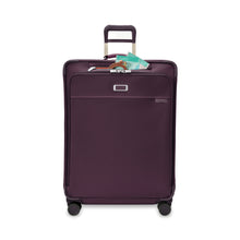 29" Large Baseline Expandable Spinner by Briggs & Riley