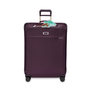 29" Large Baseline Expandable Spinner by Briggs & Riley