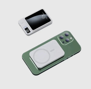 Tech Trendz 10,000 mAh Wireless Power Bank with MagSafe