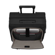 Victorinox Werks 7.0 Global Carry-On Spinner