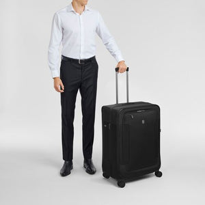 Victorinox Werks Traveler 7.0 Large Spinner