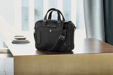 Victorinox Werks Traveler 7.0 Compact Briefcase