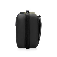 Briggs & Riley NEW ZDX Hanging Toiletry Kit