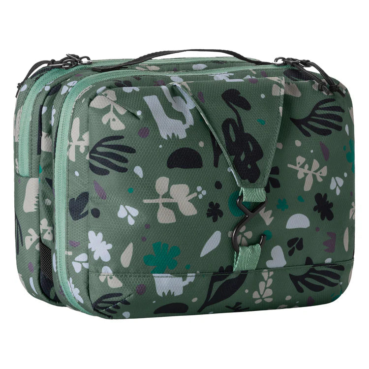 eagle creek travel gear toiletry bag Eagle Creek Pack-It Trifold Toiletry Kit Roots & Shoots: Duck Green