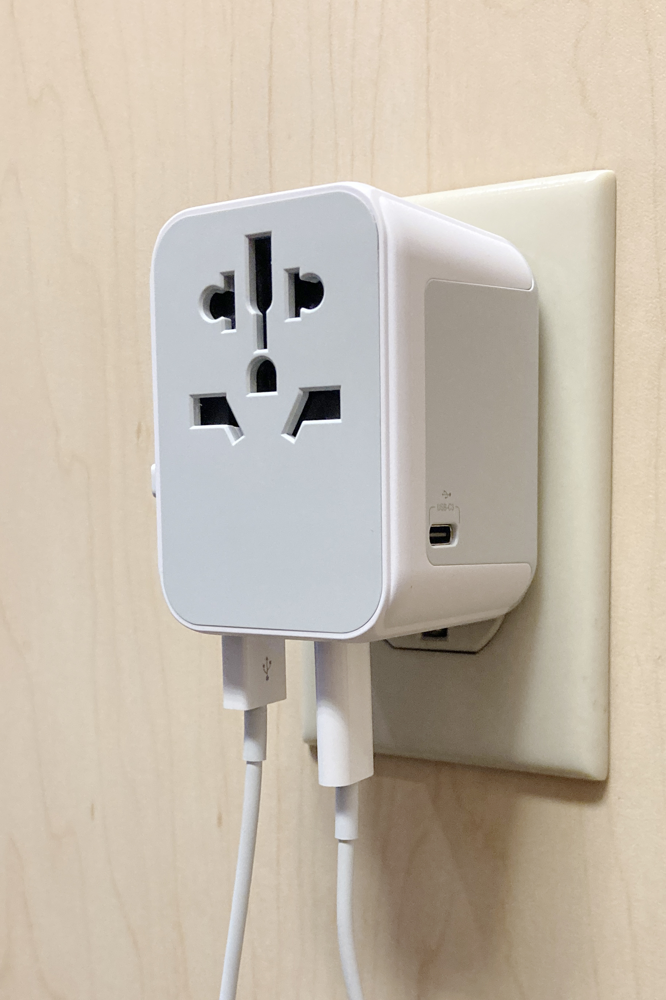 Voltage Valet Touro International Adapter - Thumbnail 2